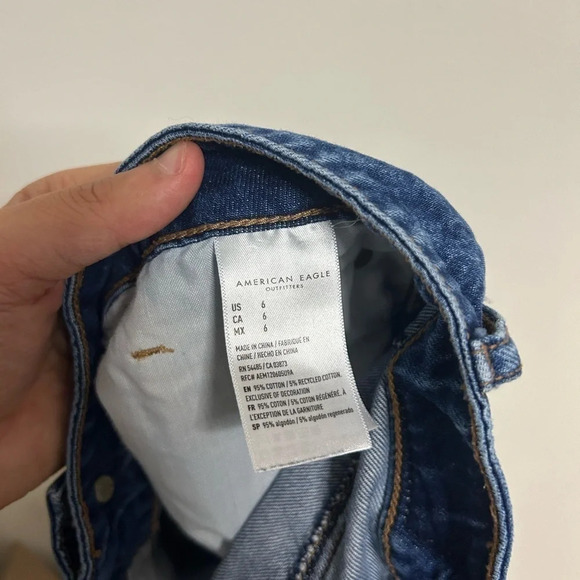 American Eagle Tomgirl Jean  Shorts - Picture 4 of 4